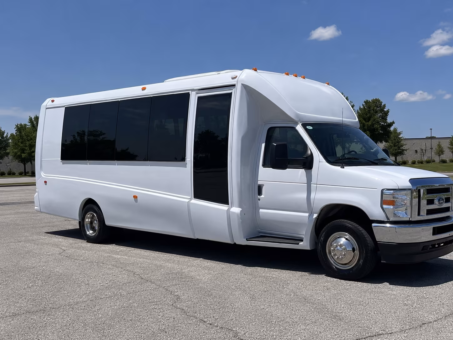 Lexington Homecoming & Prom Party Bus Rentals